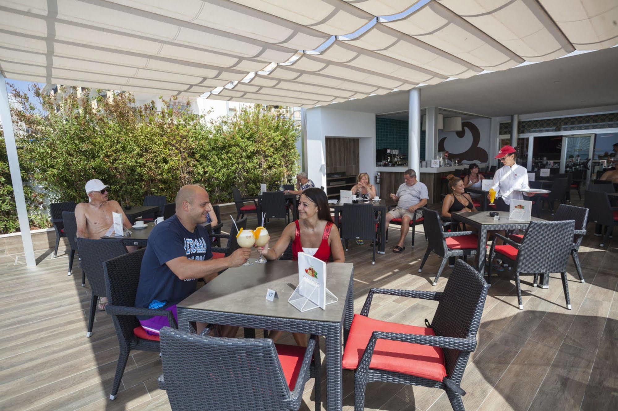 Hotel Riu Monica - Adults Only Nerja Dış mekan fotoğraf